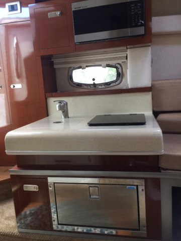 2010Searay260-10.JPG